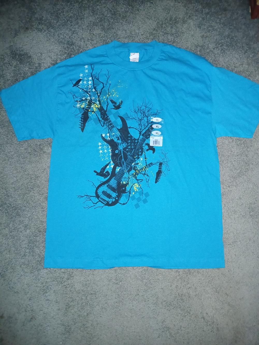 Men's Graphic Blue Guitar Print T-Shirt